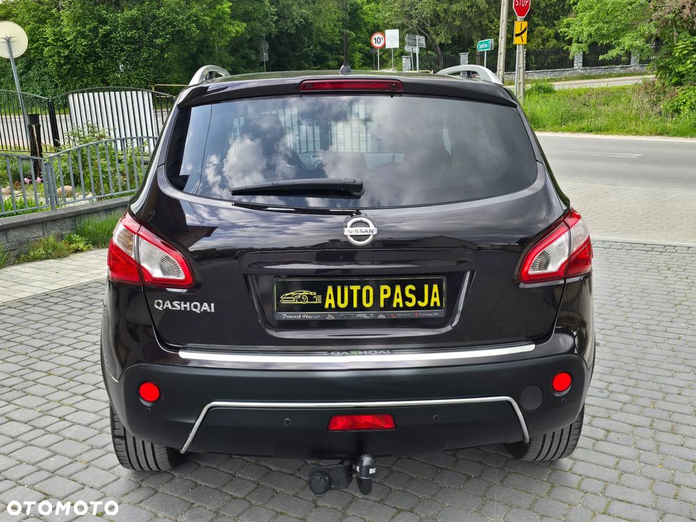 Nissan Qashqai 2.0 4 x 4 CVT tekna - 16
