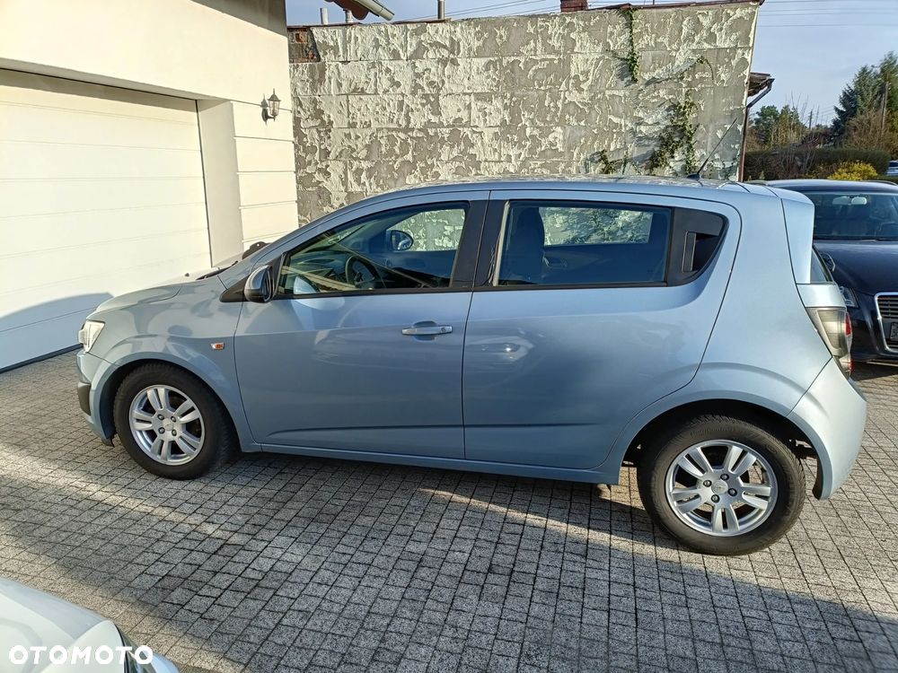 Chevrolet Aveo 1.4 LTZ - 13