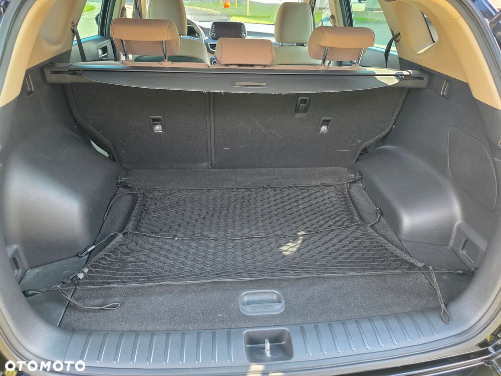 Hyundai Tucson 1.6 GDi Comfort 2WD - 12