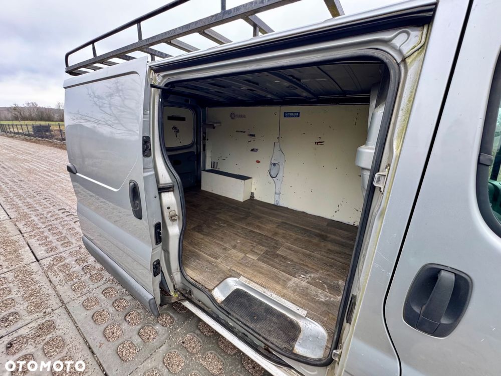 Opel Vivaro - 17