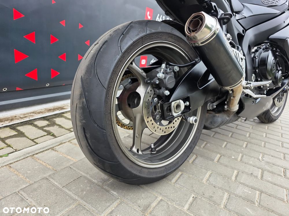 Suzuki GSX-R - 8