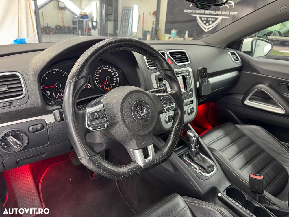 Volkswagen Scirocco 2.0 TDI DSG Life - 17