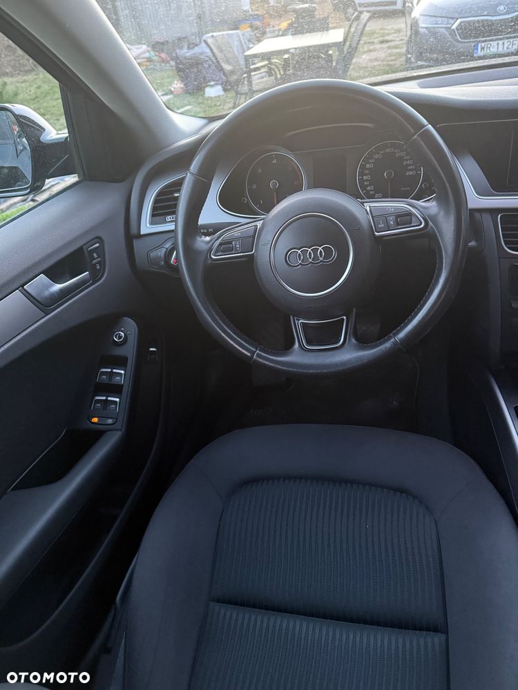 Audi A4 Limousine 2.0 TDI - 8