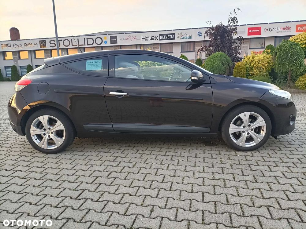 Renault Megane 1.6 16V Dynamique Euro5 - 4