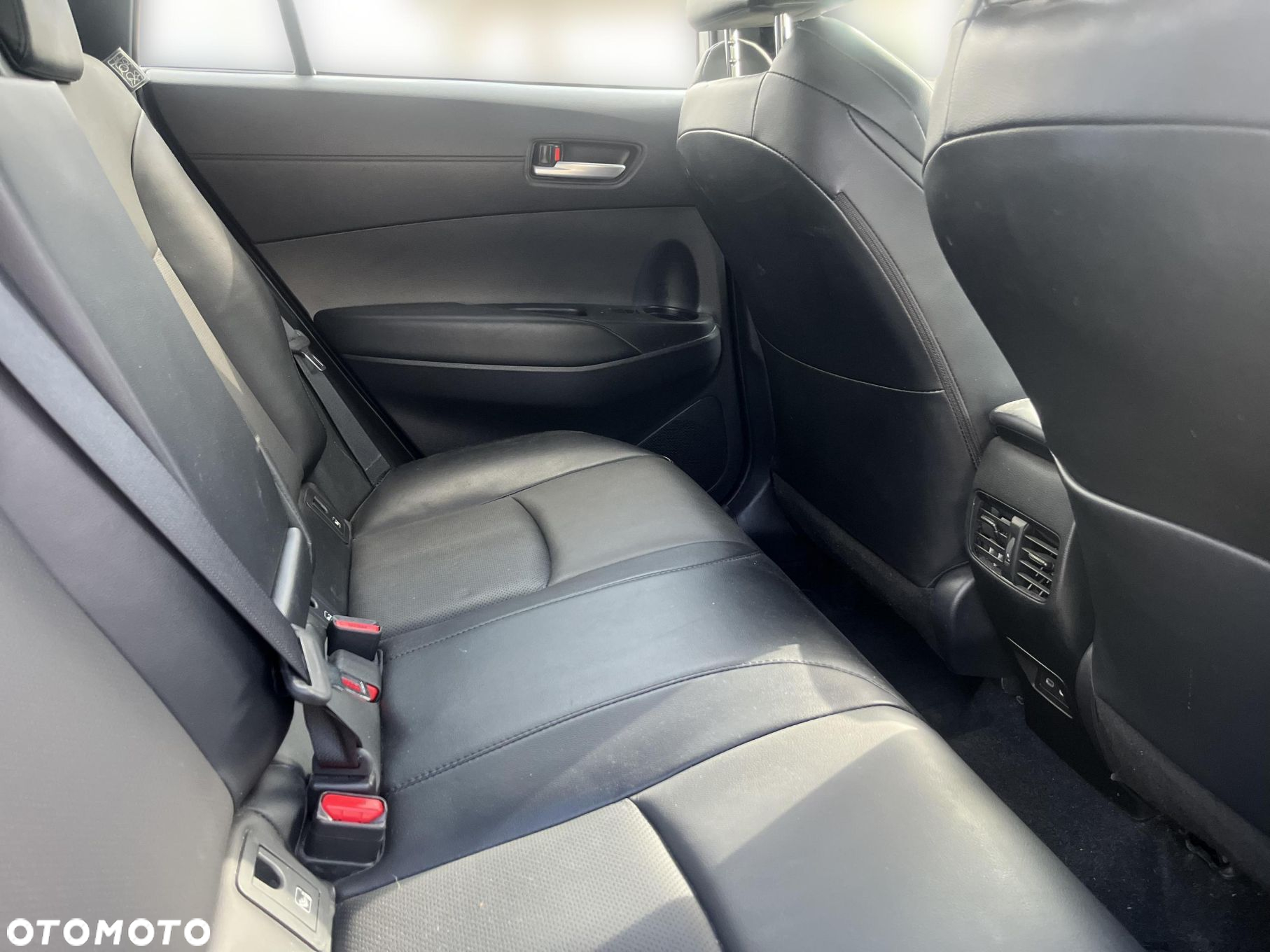 Toyota Corolla Cross - 10