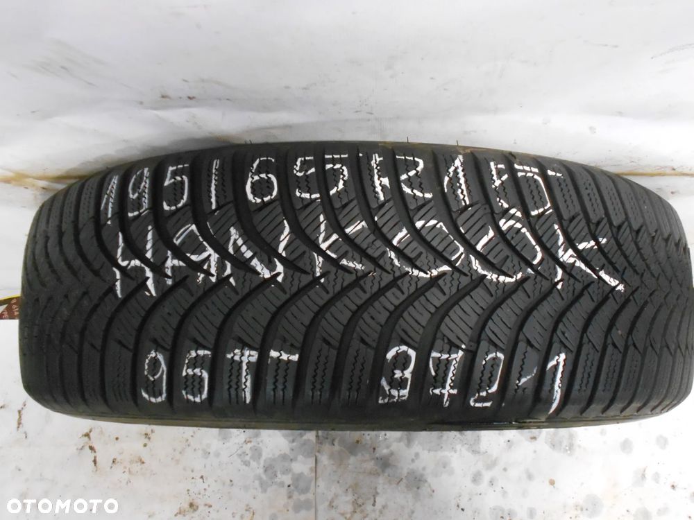 OPONA POJEDYNKA 195/65R15 HANKOOK WINTER I'CEPT RS2 DOT 3721 7.4MM - 1