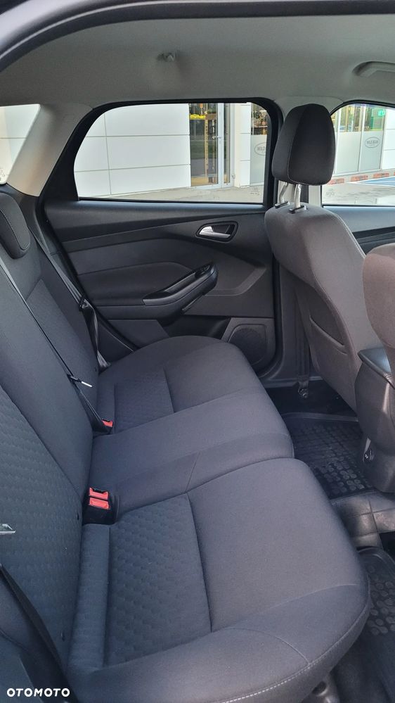 Ford Focus 1.0 EcoBoost Trend - 11