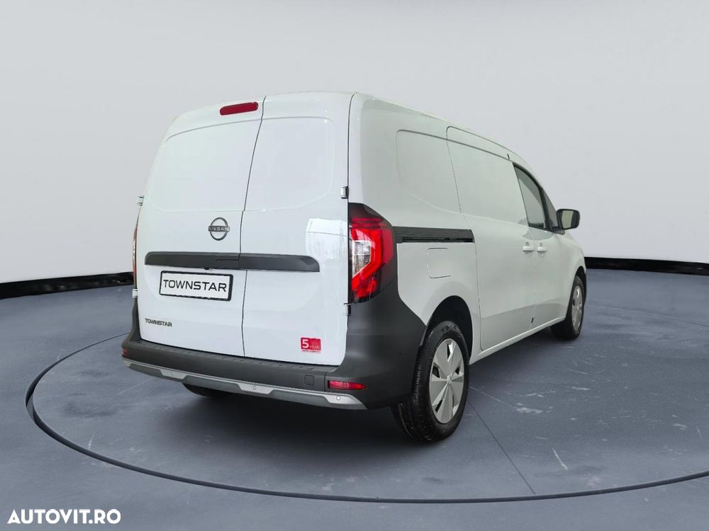 Nissan TOWNSTAR - 3