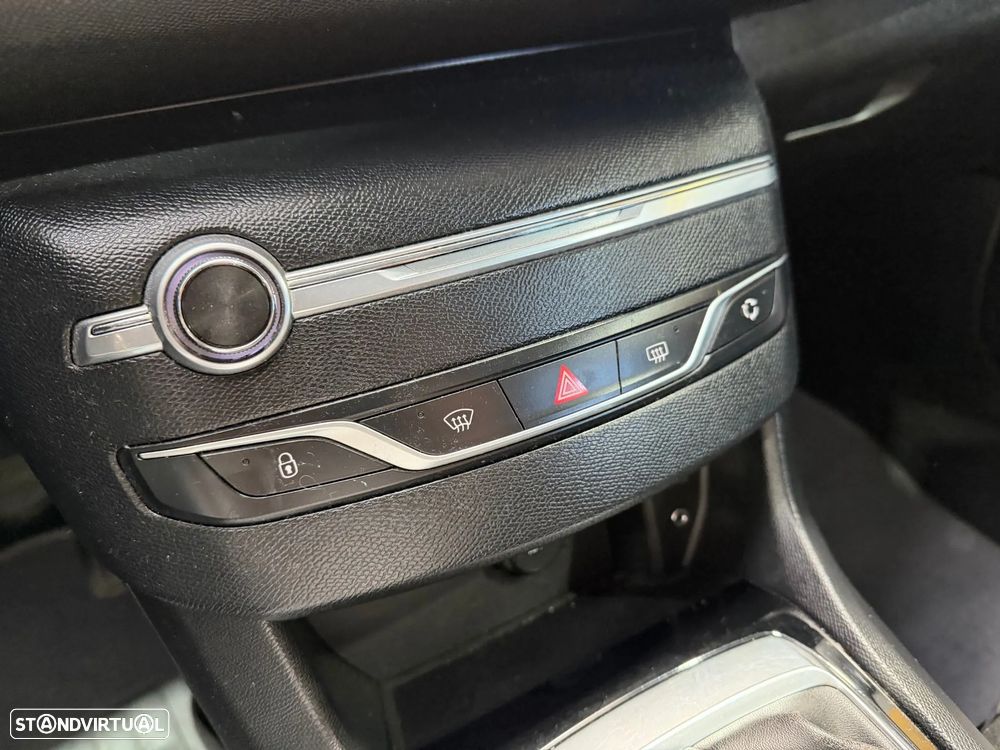 Peugeot 308 SW - 32