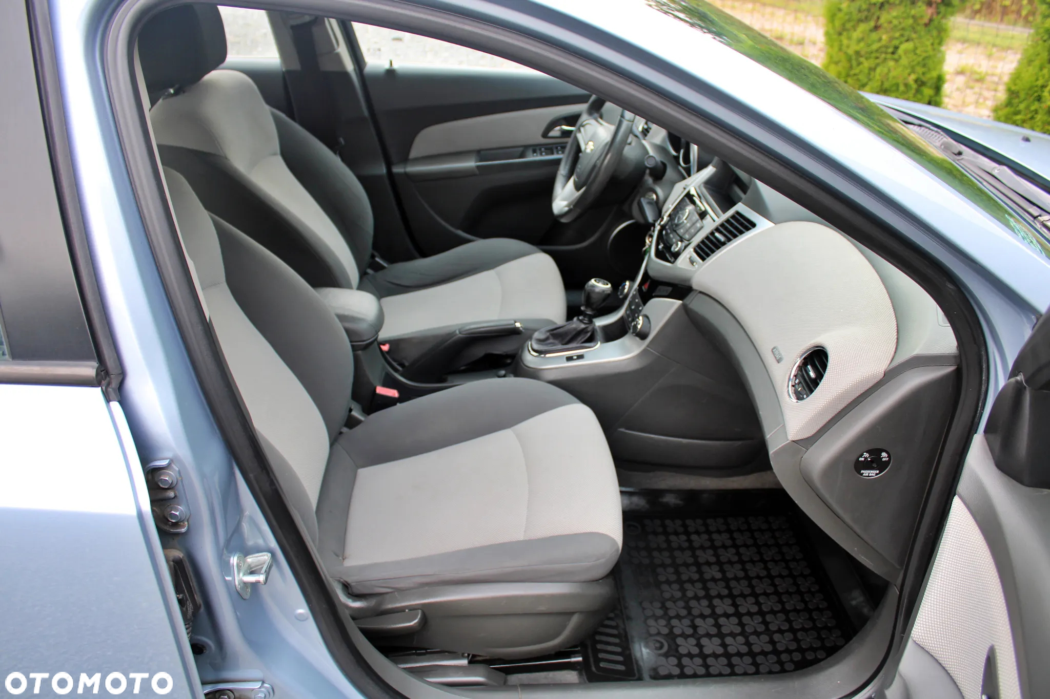 Chevrolet Cruze 1.6 LS - 24