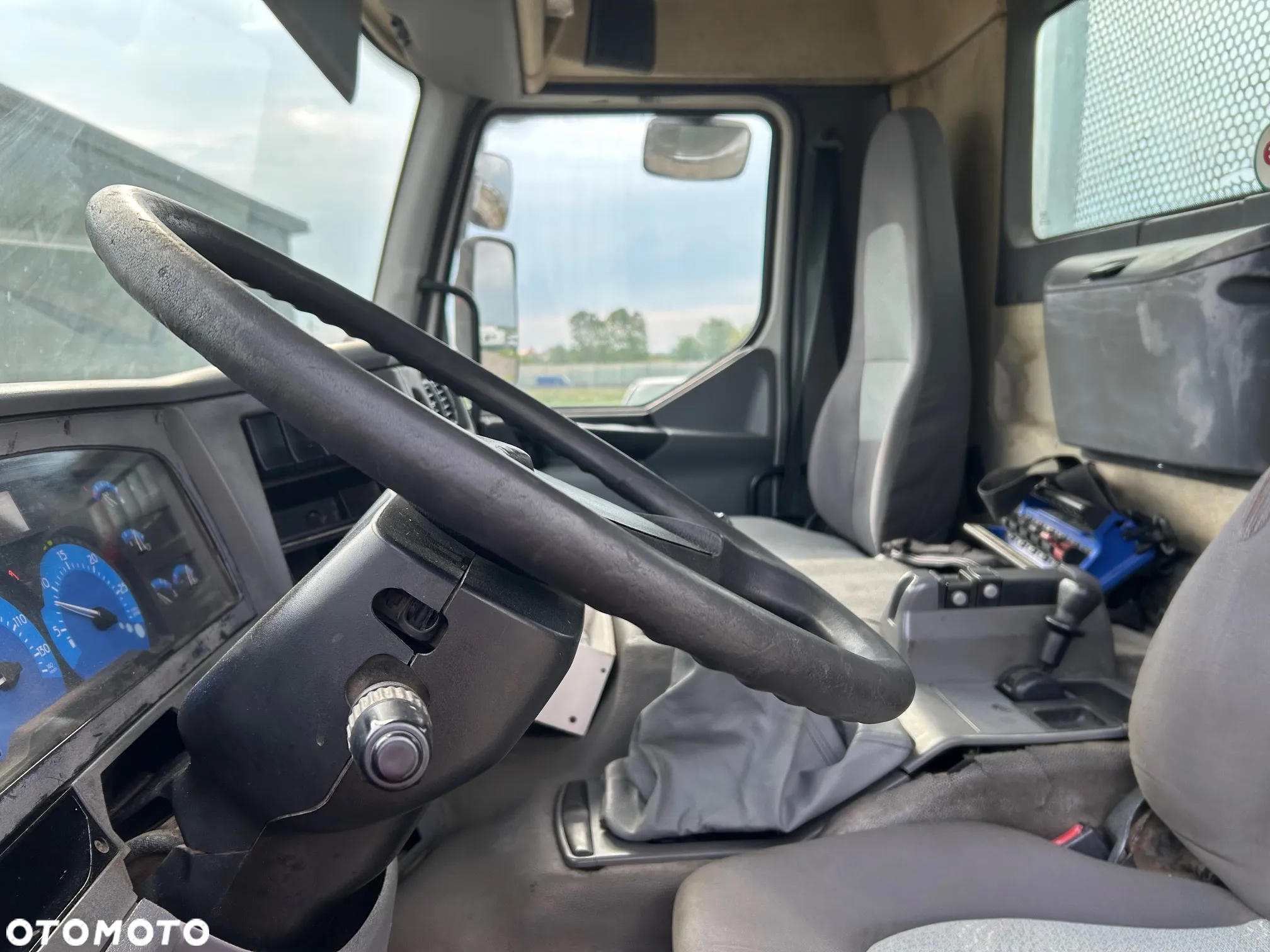 Renault Kerax 370dCI HDS HIAB 122 BS-2 HIDUO - 17