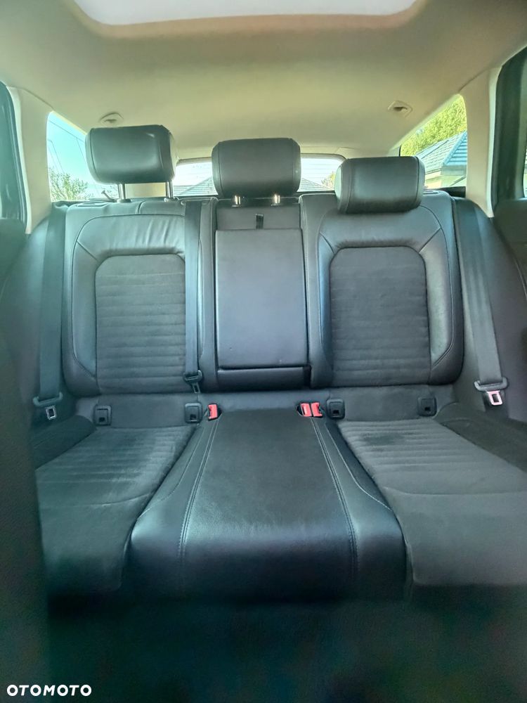 Volkswagen Passat 2.0 TDI BMT 4Mot Highline DSG - 18