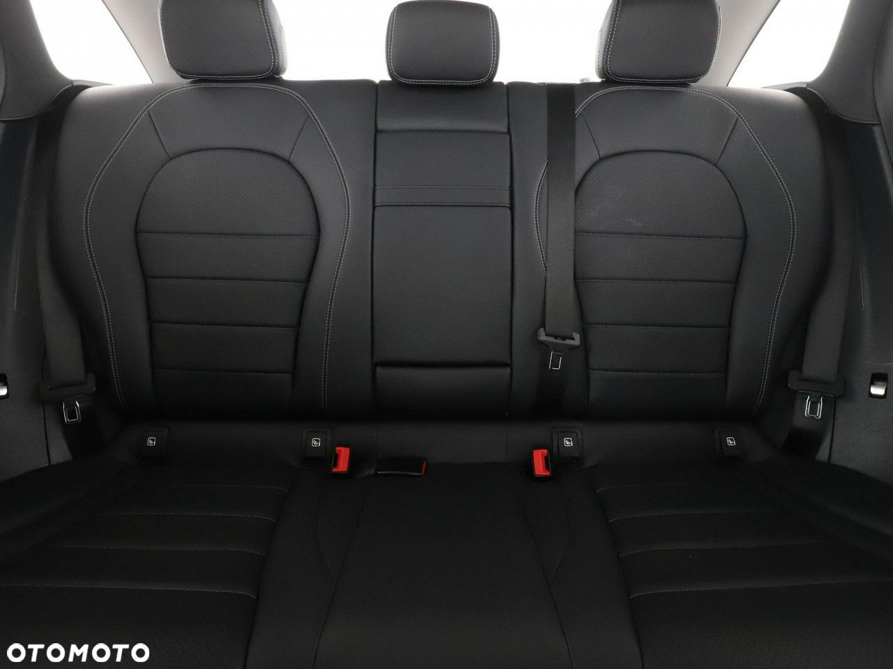 Mercedes-Benz GLC 350 e 4Matic 7G-TRONIC AMG Line - 18