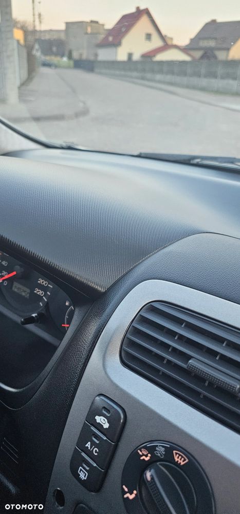 Honda Civic 1.4i LS - 26