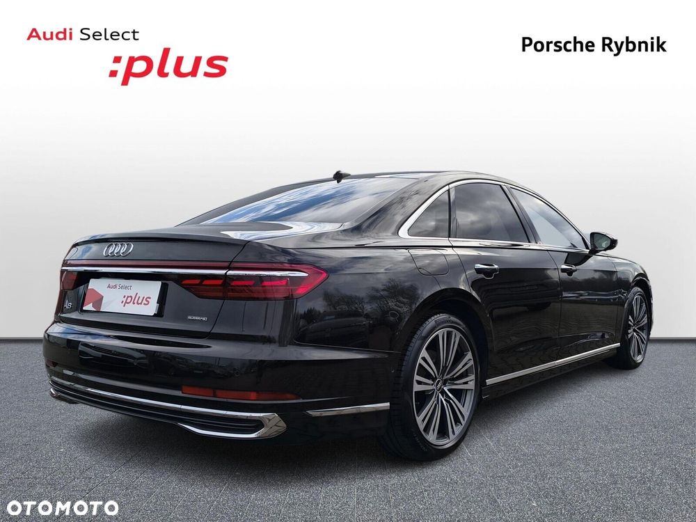 Audi A8 - 6