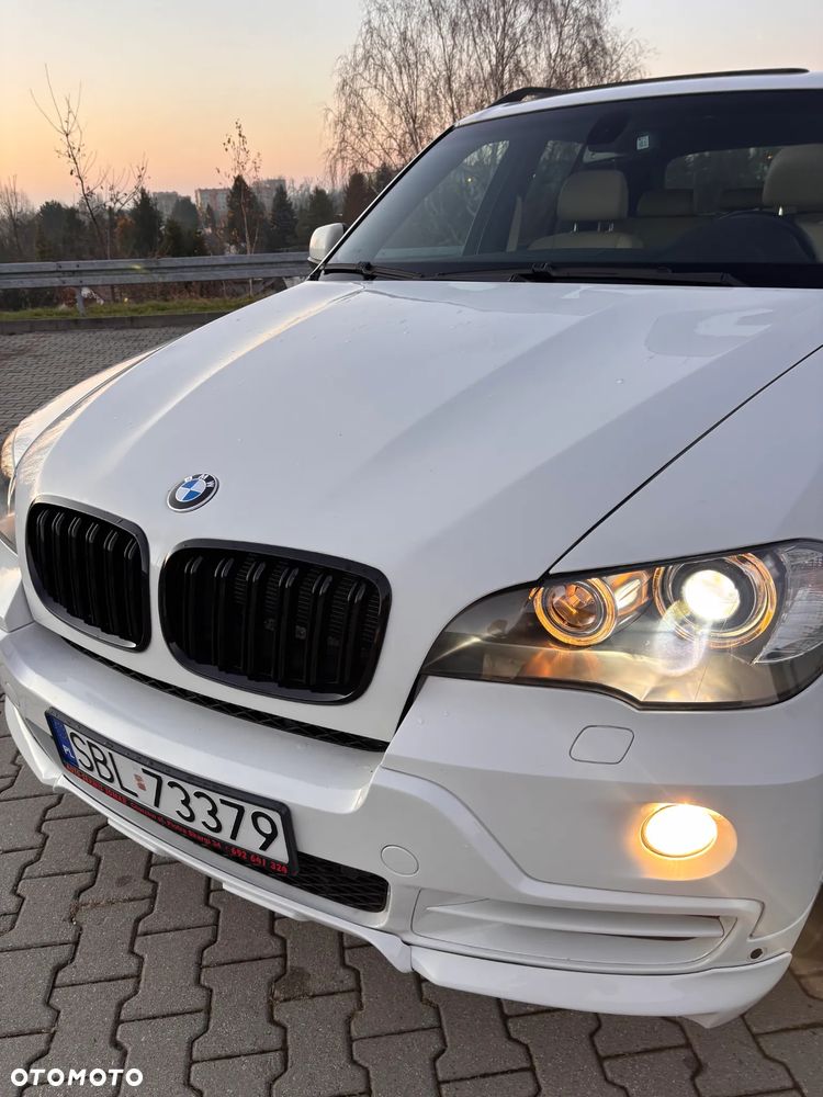 BMW X5 xDrive48i - 8