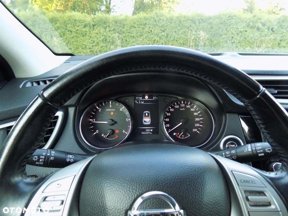 Nissan Qashqai 1.6 dCi Tekna S&S - 14