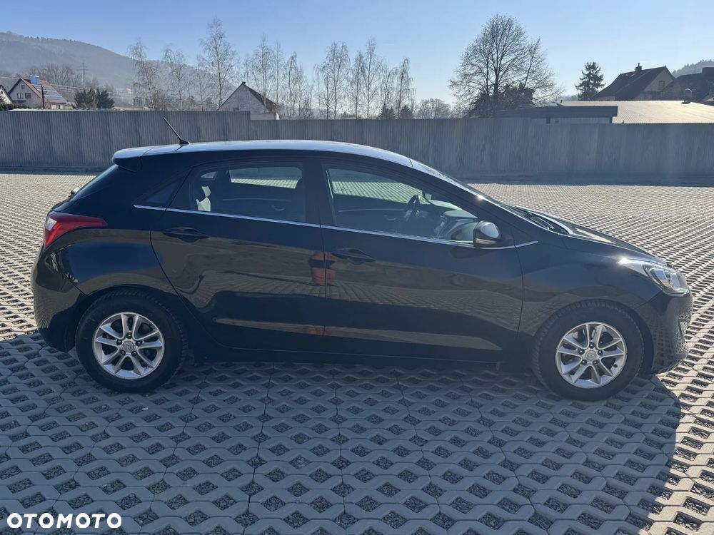 Hyundai i30 1.6 CRDi Comfort - 4