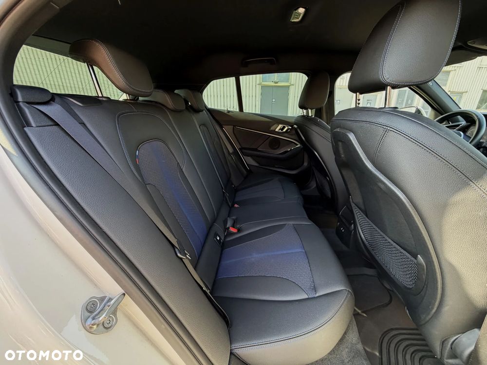 BMW Seria 1 118d M Sport - 14