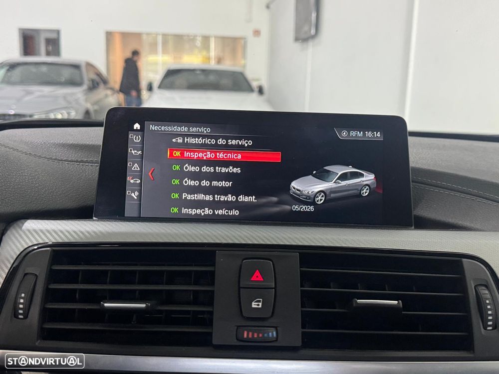 BMW 330 e iPerformance Pack M - 27