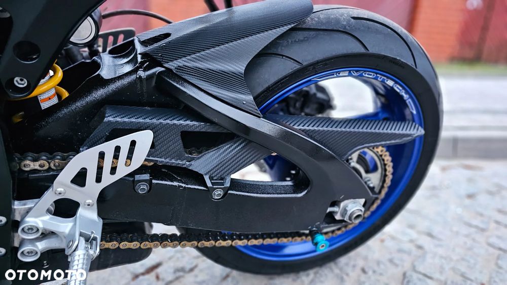 Suzuki GSX-R - 18