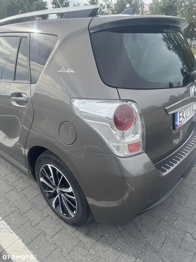 Toyota Verso 1.8 Selection 7os EU6 - 37