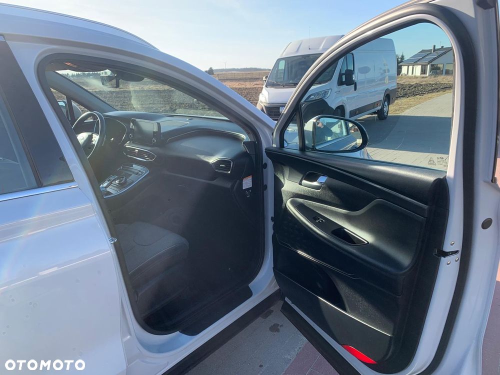 Hyundai Santa Fe 1.6 HEV 2WD 6-Sitzer Signature - 29