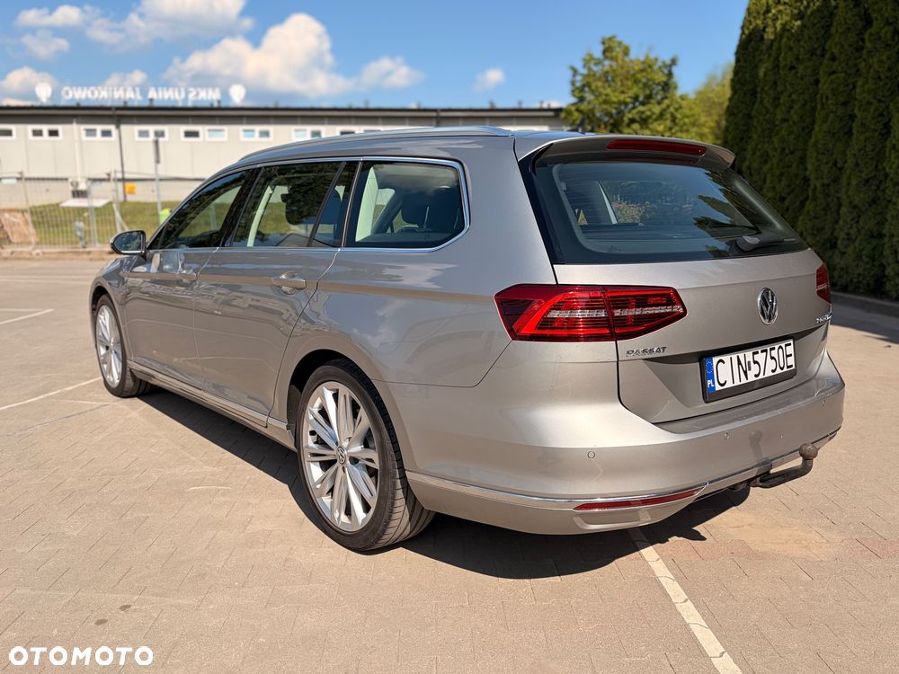 Volkswagen Passat 2.0 TDI (BlueMotion Technology) DSG Highline - 3