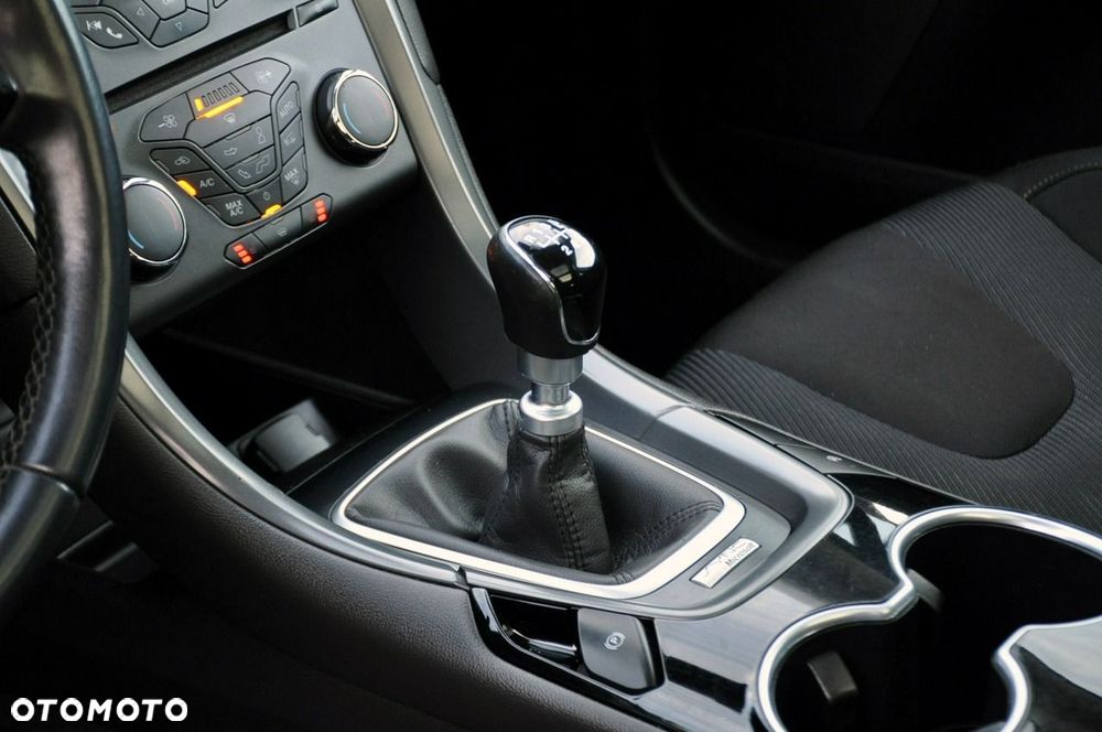 Ford Mondeo - 34