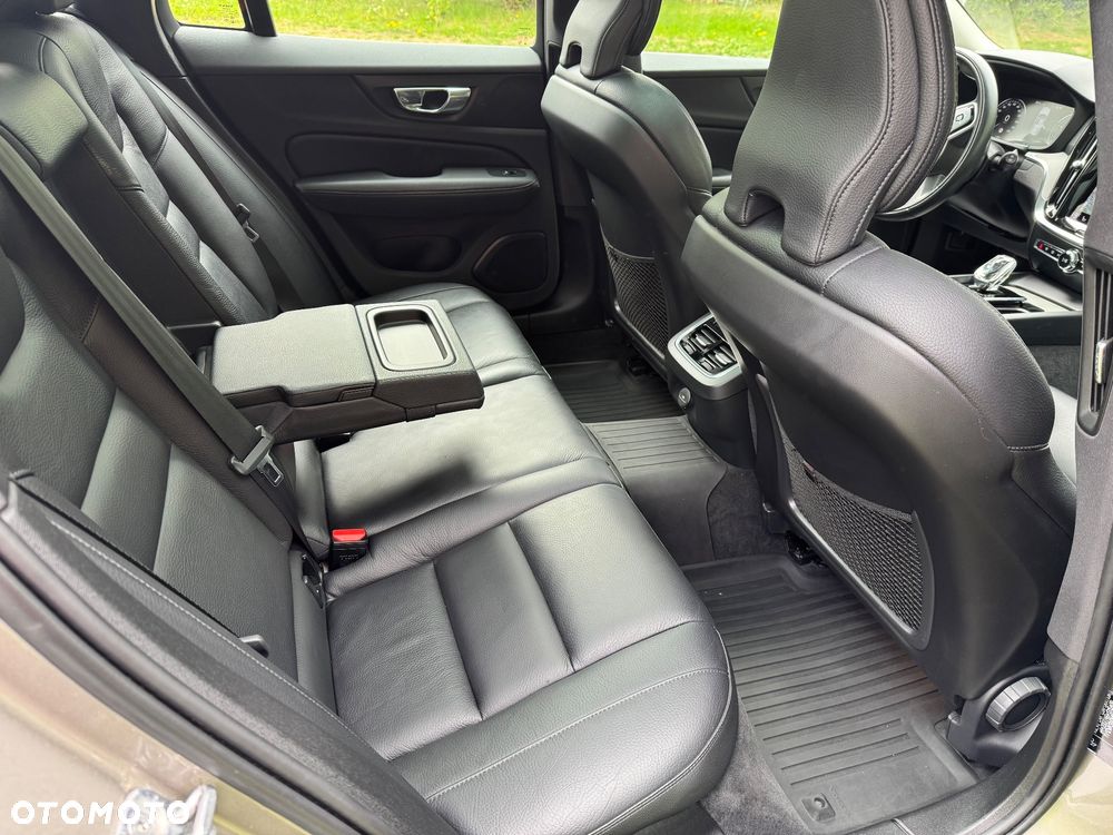 Volvo V60 B4 B Inscription - 8