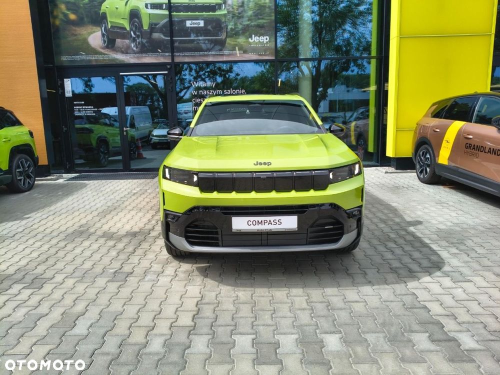 Jeep Compass - 4