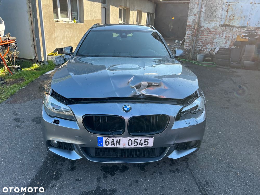 BMW Seria 5 530d Touring - 5