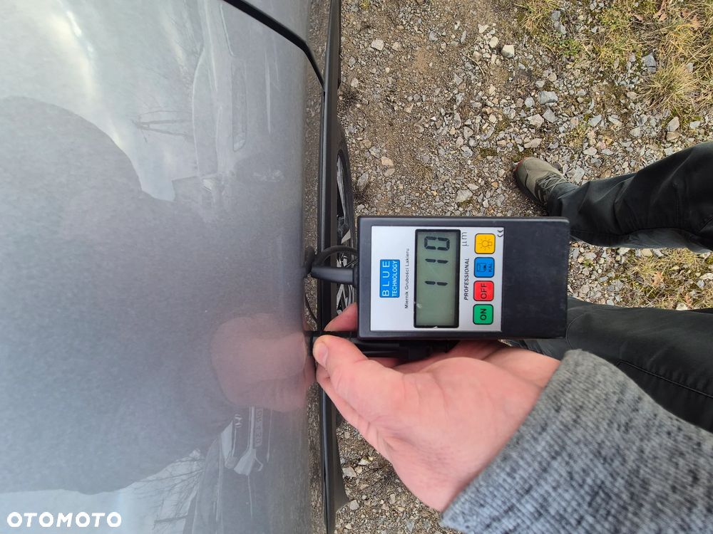 Toyota C-HR ver-1-8-hybrid-executive - 33