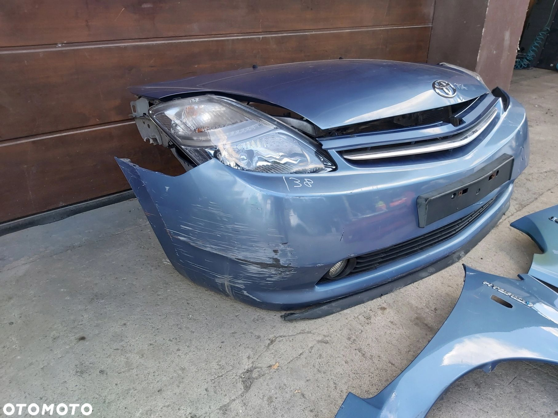 Toyota Prius II pas przedni maska zderzak przód - 4
