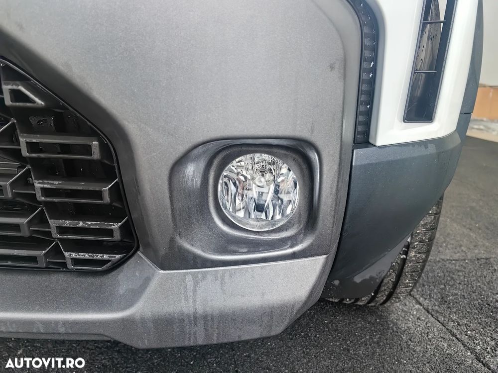 Dacia Duster HEV 140 Journey - 12