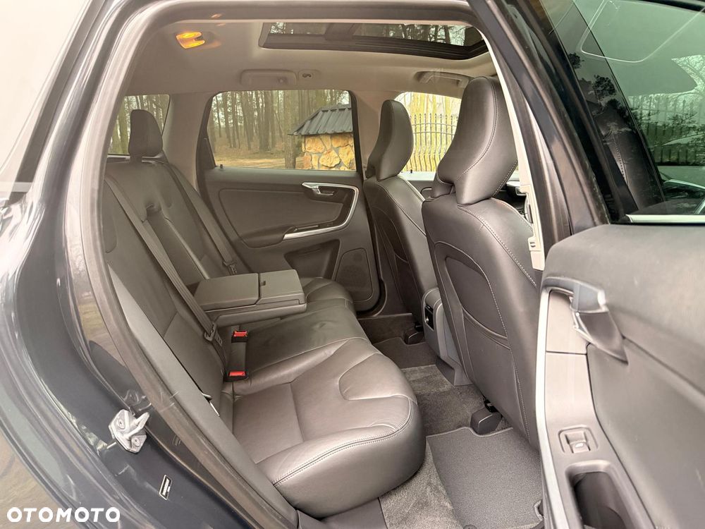 Volvo XC 60 T5 Summum - 15
