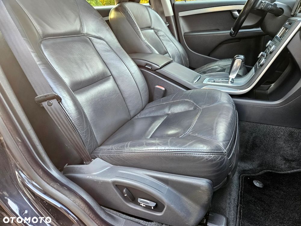 Volvo V70 D5 Summum - 26