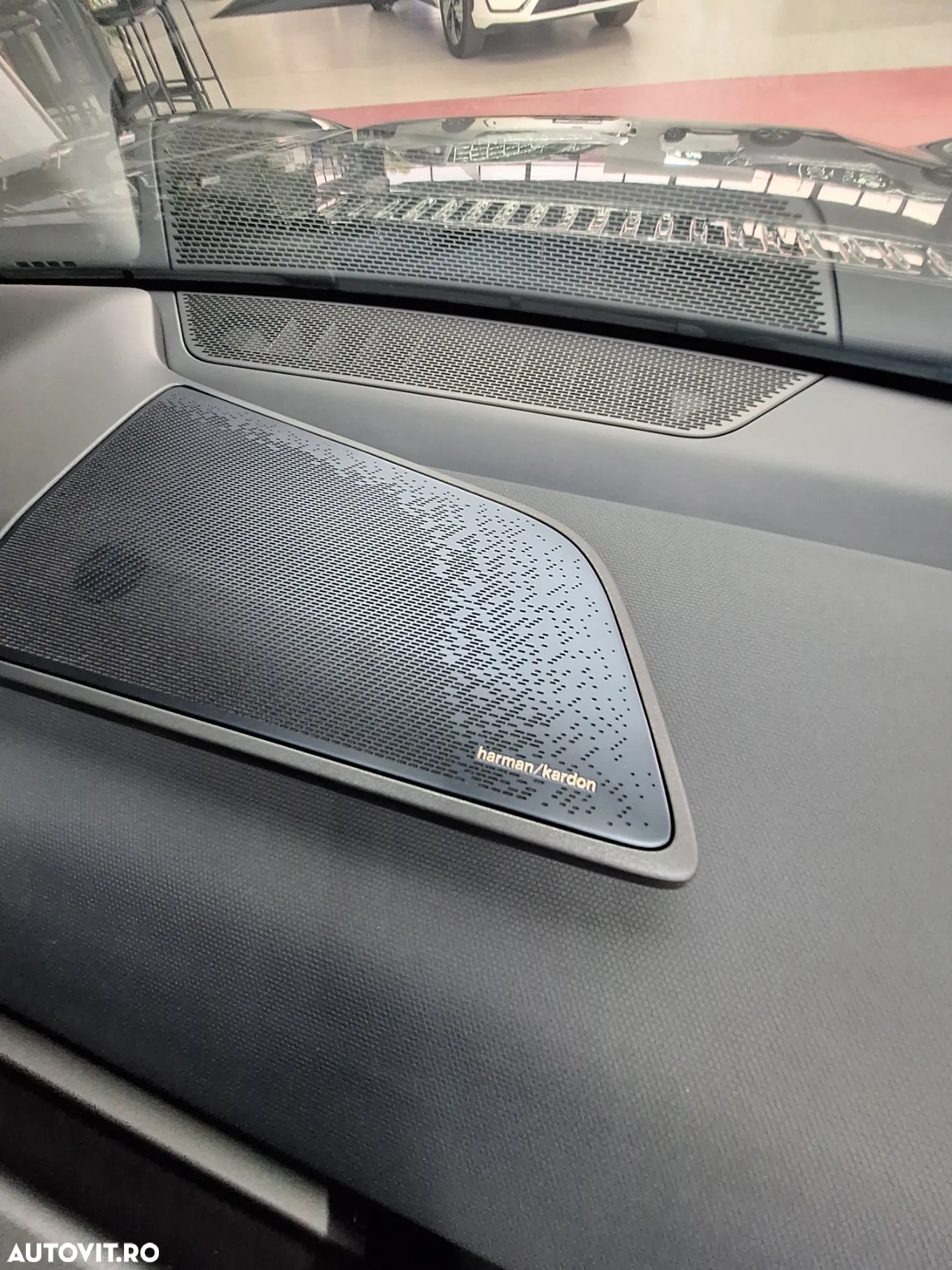 Lynk&Co 08 - 22