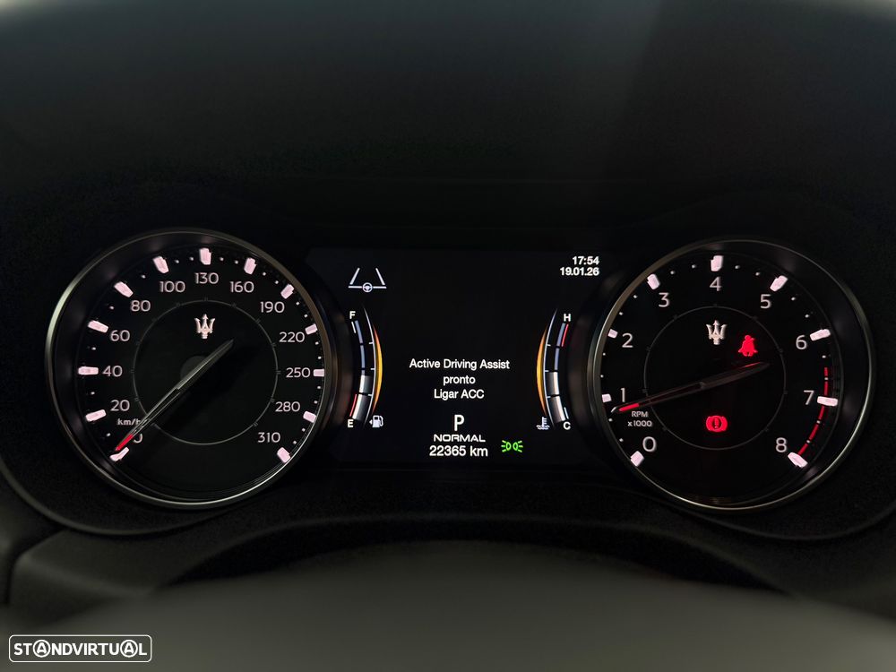 Maserati Ghibli GT Hybrid - 16