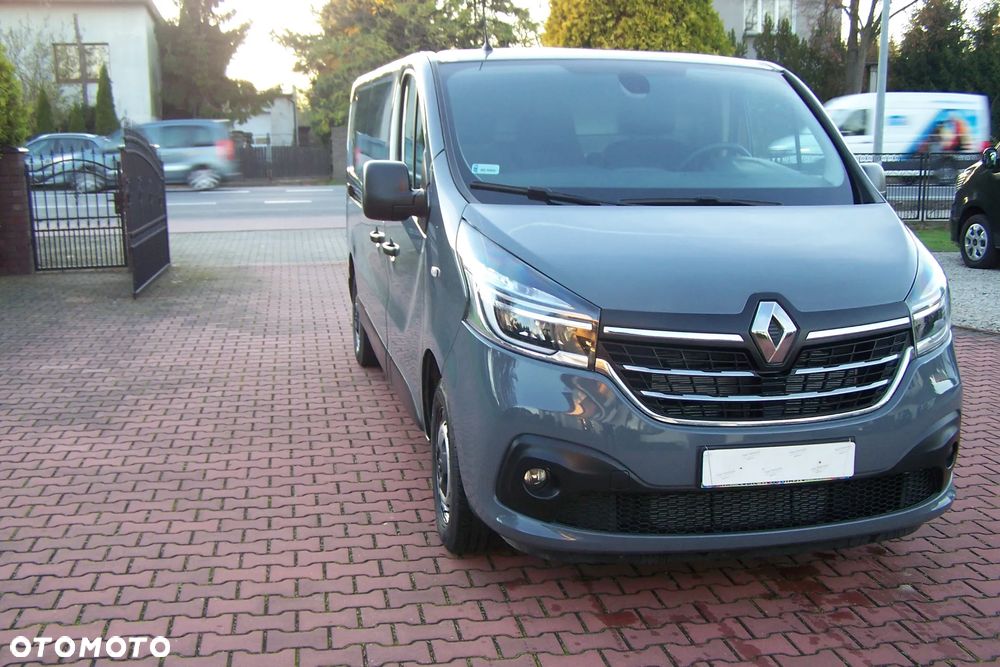 Renault Trafic - 2