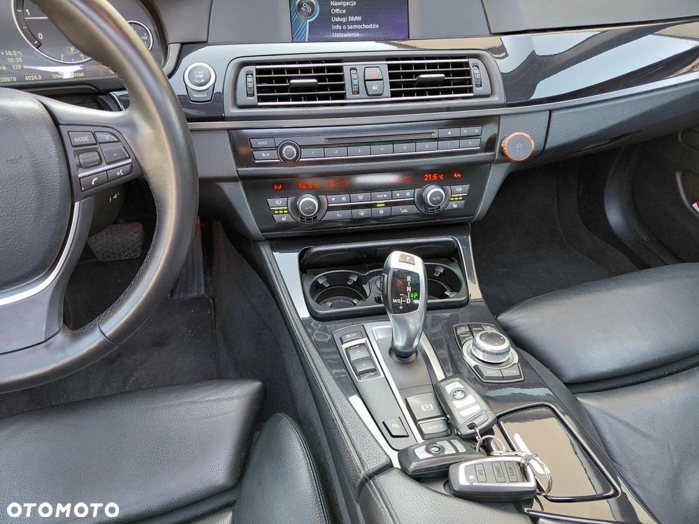 BMW Seria 5 520d Modern Line - 20