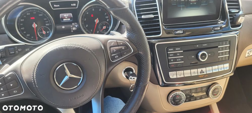 Mercedes-Benz GLS - 5