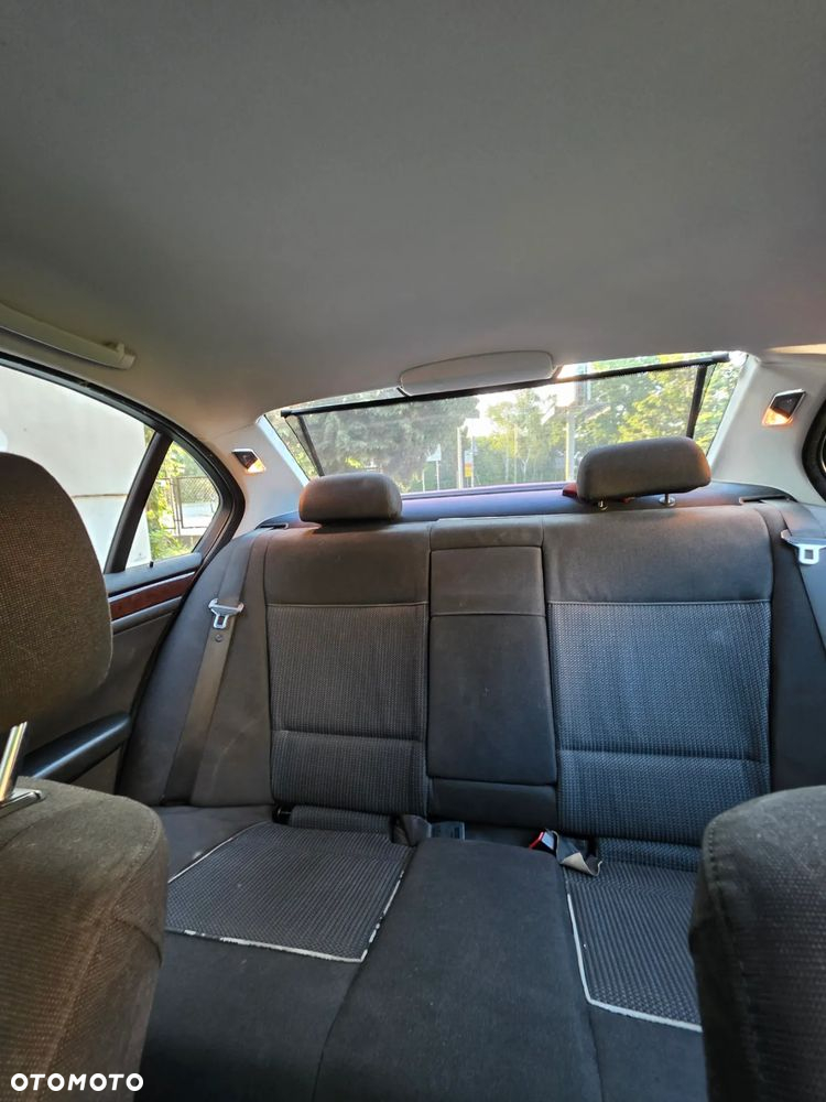 BMW Seria 3 318i - 10