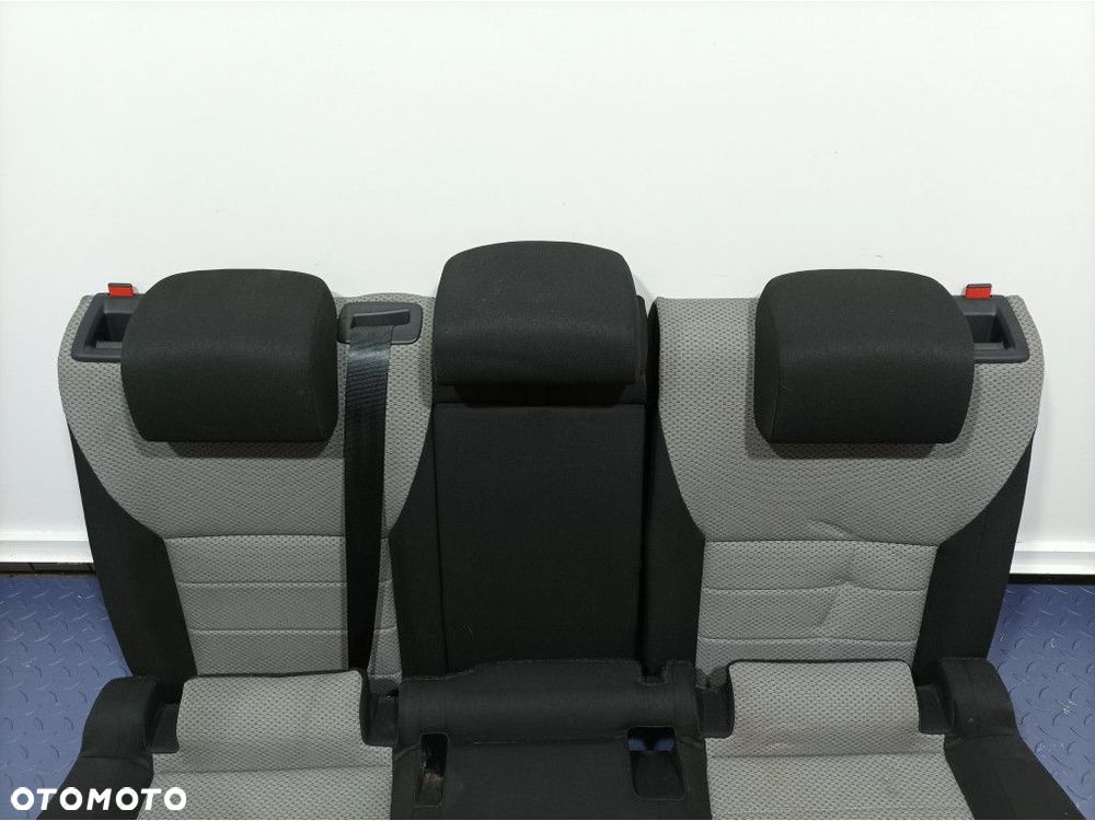 SKODA OCTAVIA III LIFTBACK SIEDZISKO OPARCIE KANAPA TYŁ - 3