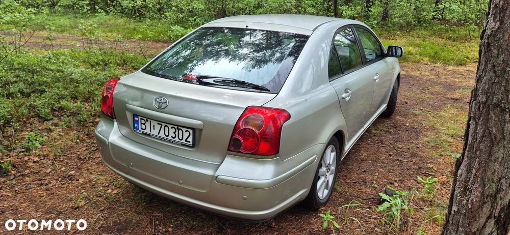 Toyota Avensis 1.8 VVT-i Luna - 5