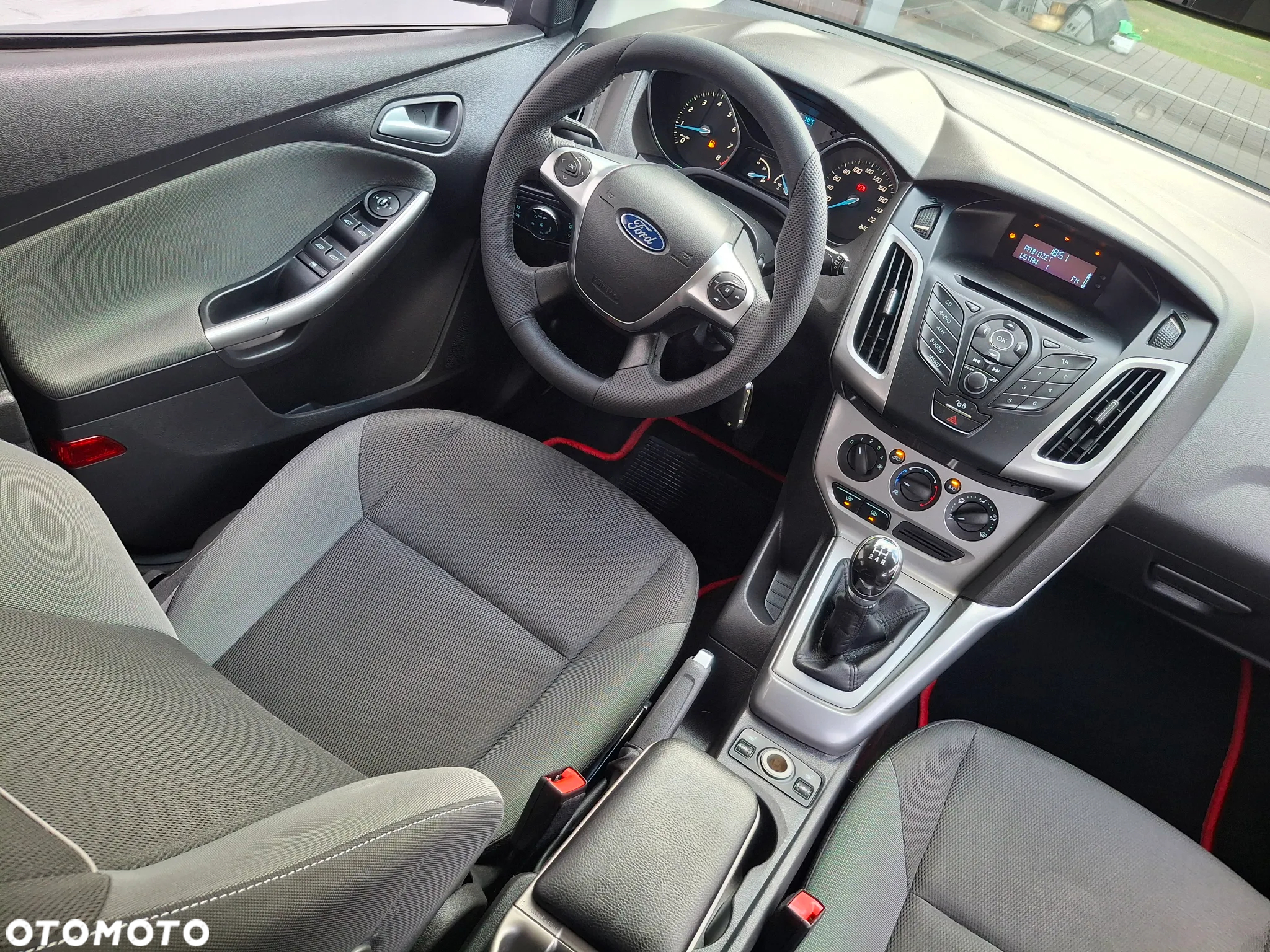 Ford Focus 1.6 Ambiente - 21