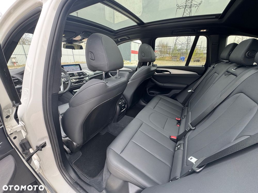 BMW X3 xDrive30i xLine - 12