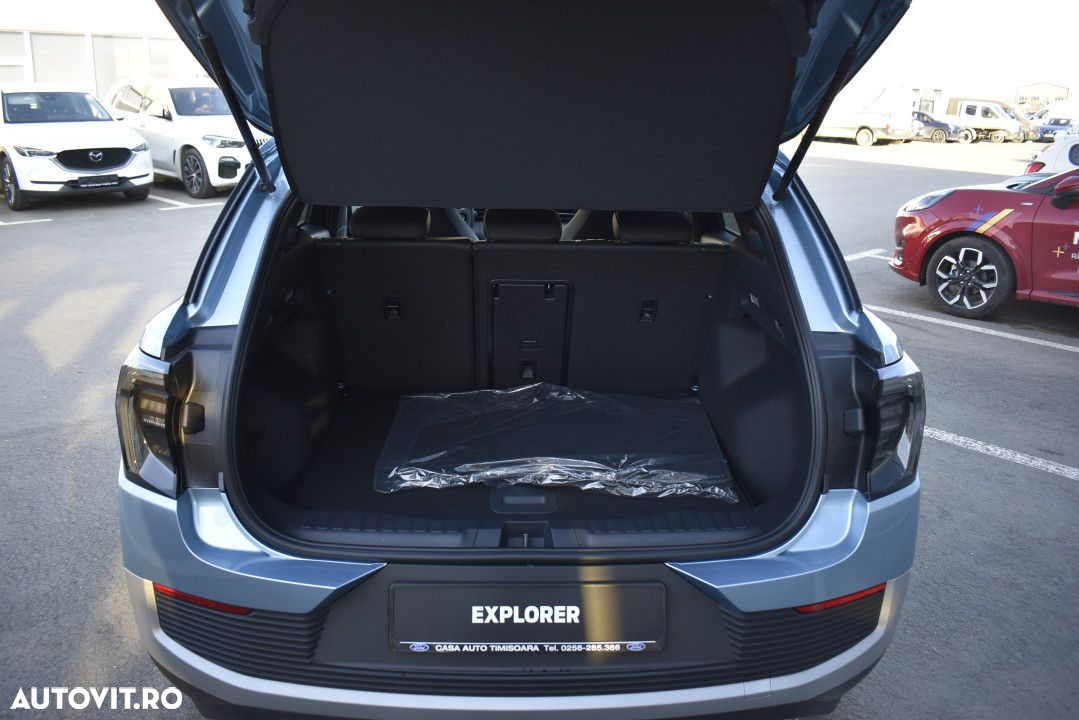 Ford Explorer - 8