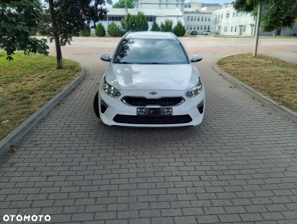Kia Ceed 1.6 CRDi Eco-Dynamics+ (48V Mild-Hybrid) DCT7 GT Line