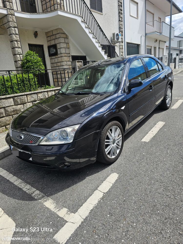 Ford Mondeo 2.0 TDdi Ghia - 2